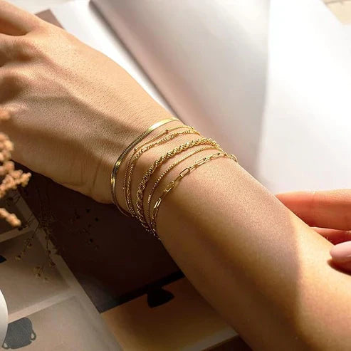 Isabella Vernetta bracelet set